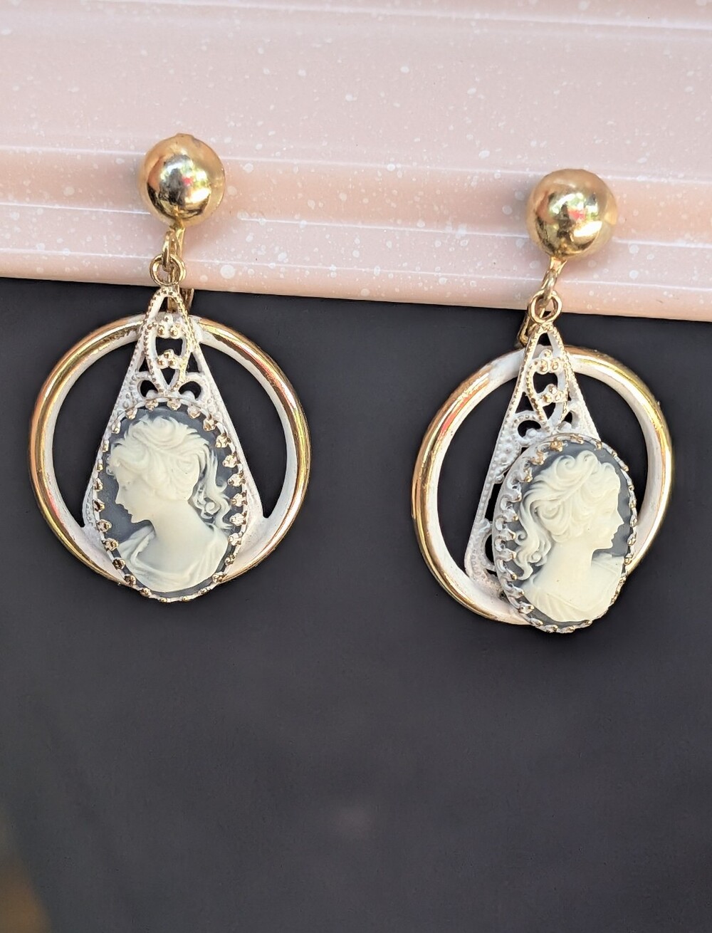 Vintage Art Deco Cameo  Earrings Dangle  Clip On Earrings